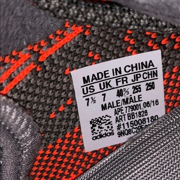 Authentic Yeezy boost 350 V2 Beluga Size 7.5 - Picture 2 of 8